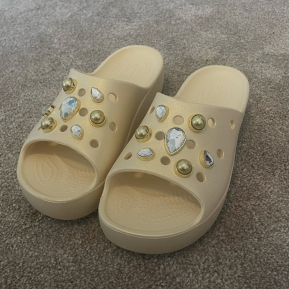 Brand New Crocs, with jewels....never worn.